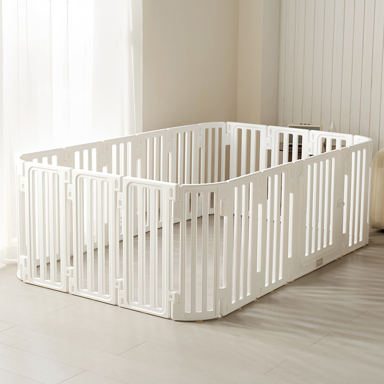 M680 Elegant Curved Pet Playpen